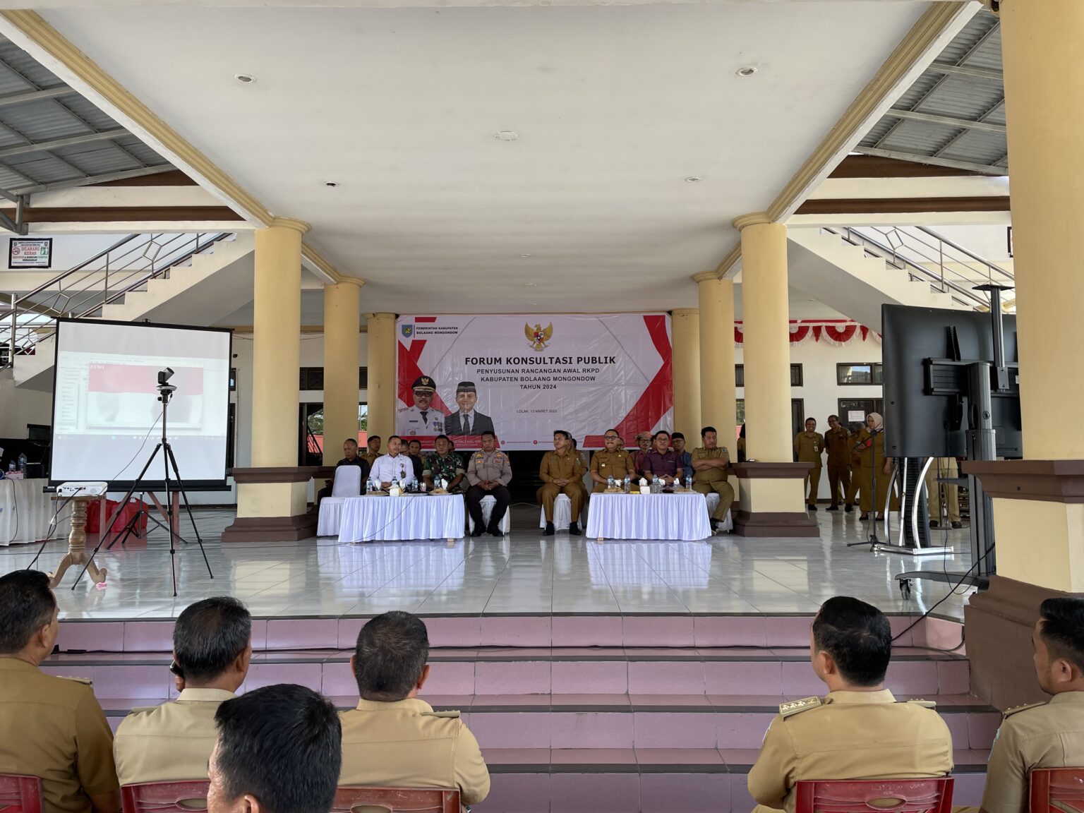 Gelar Konsultasi Publik Rancangan Awal RKPD Tahun 2024, Limi ...